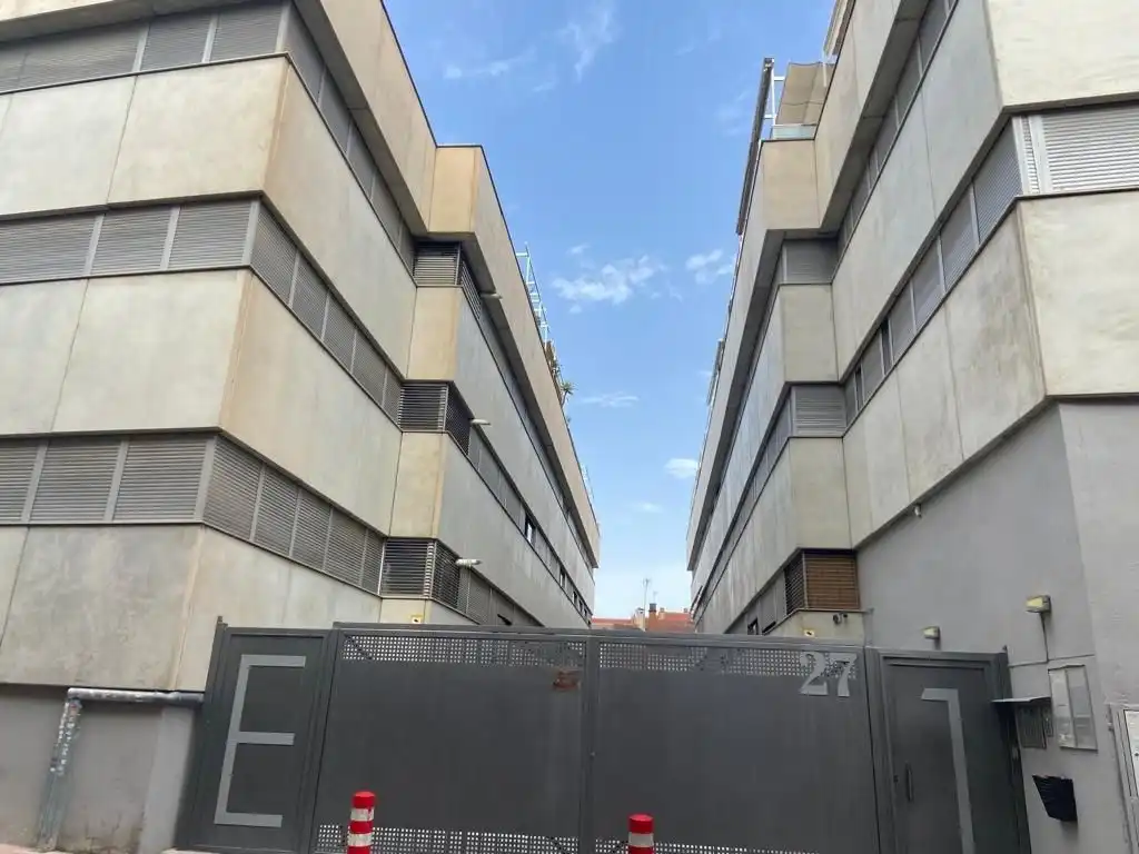 Vista exterior de Apartamento de alquiler en Armilla con Calefacción y Piscina comunitaria