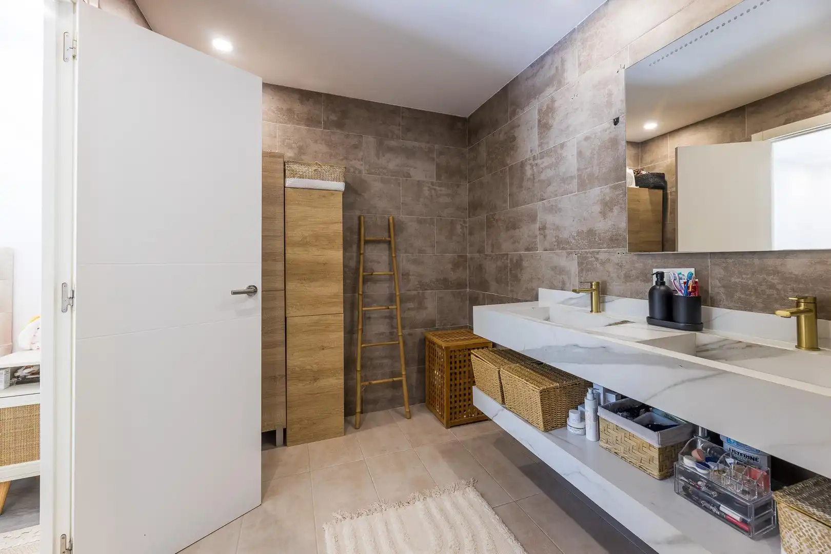 Baño de Casa adosada en venta en  Palma de Mallorca con Aire acondicionado, Terraza y Horno