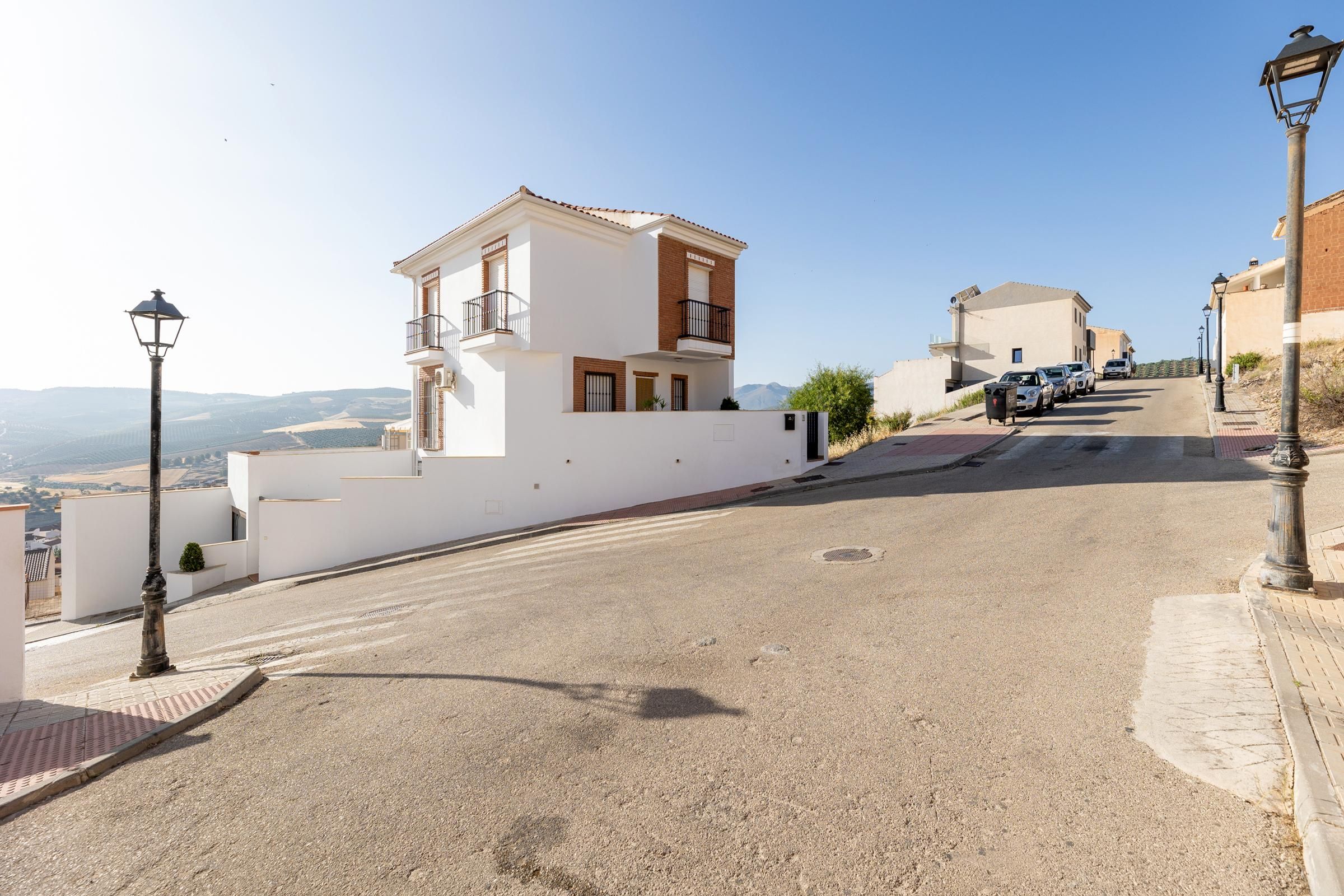 Exterior view of Single-family semi-detached for sale in Alhama de Granada  with Heating, Terrace and Balcony
