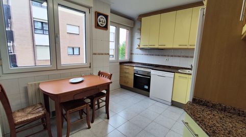 Foto 2 de Pis en venda a Pumarín, Gijón