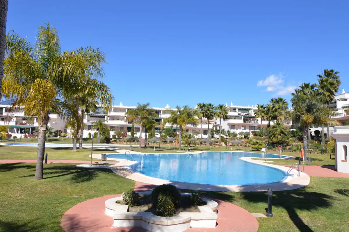 Penthouse with lift for sale in Nueva Andalucía