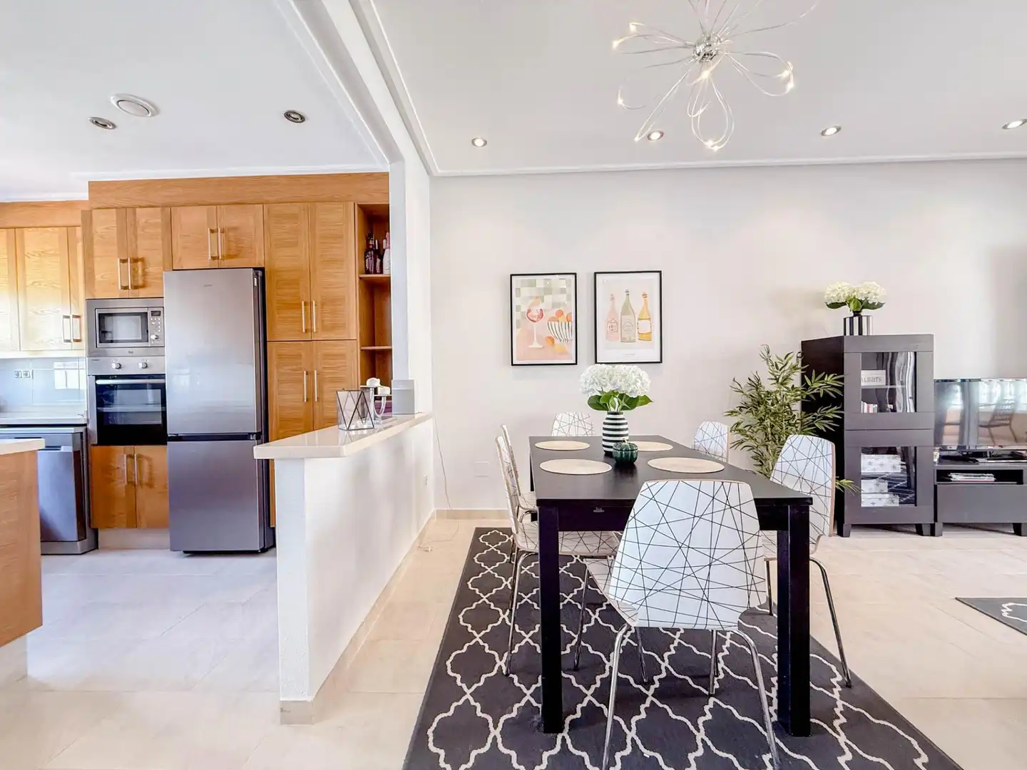 Menjador de Apartament en venda en Orihuela amb Aire condicionat, Jardí privat i Terrassa