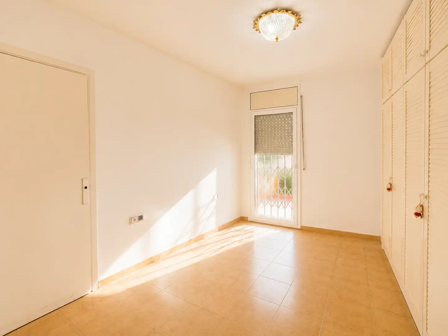 Habitación de Piso en venta en Santa Coloma de Gramenet con Terraza