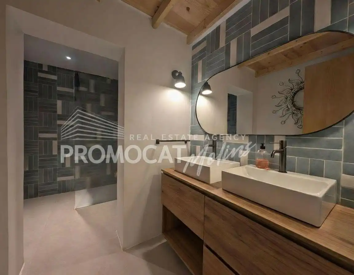 Bathroom of Houses for sale in Molins de Rei  with Air Conditioner, Private garden and Terrace
