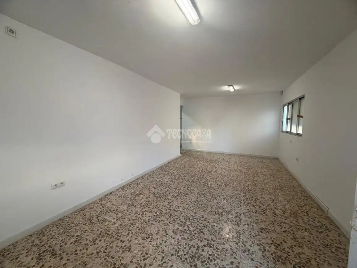 Local comercial de lloguer a La Banda - Campo de Fútbol, imagen 3