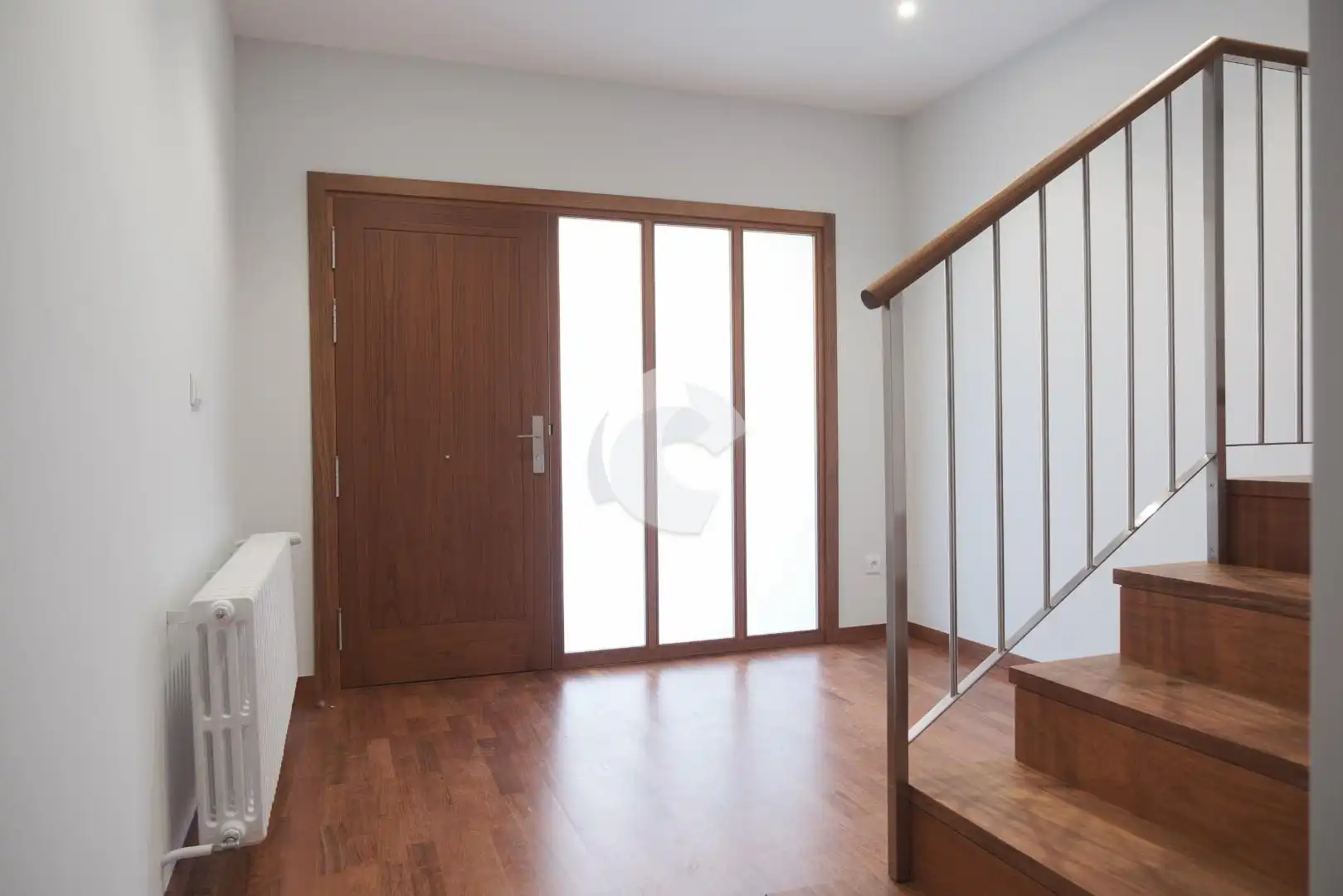 Casa adosada en venda en Ourense Capital  amb Jardí privat