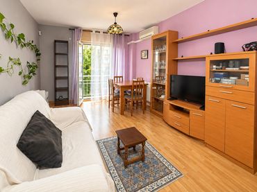 Piso con balcón en venta en Carretera Alovera