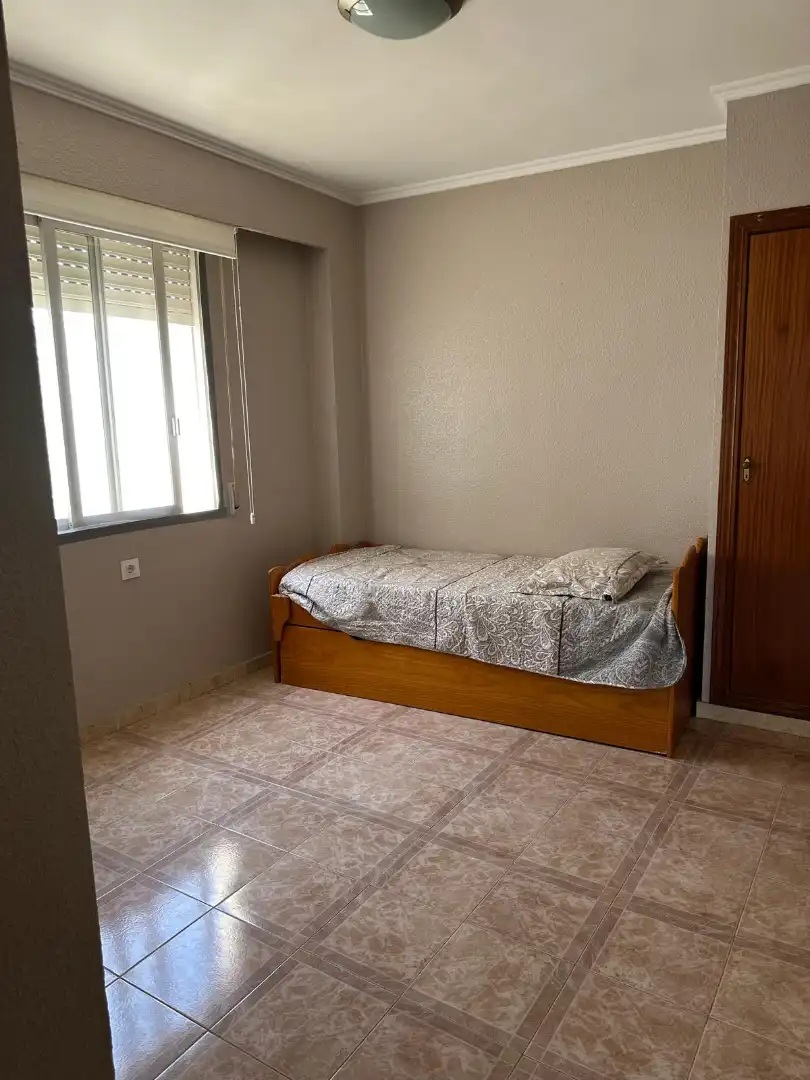 Wohnung mit Terrasse zum Verkauf in Carrer de la Colombi-Cultura 8, imagen 3