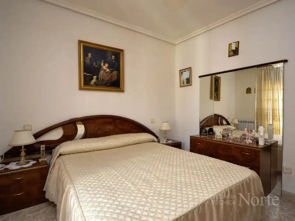Dormitori de Casa o xalet en venda en Algete