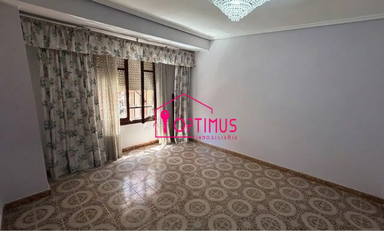 Dormitori de Apartament en venda en Valencia amb Terrassa, Traster i Balcó