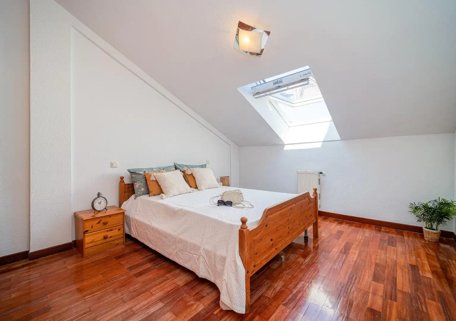 Habitación de Dúplex en venta en Azuqueca de Henares con Aire acondicionado y Calefacción