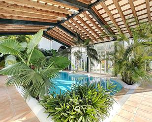 Schwimmbecken von Country house zum verkauf in Venta del Moro mit Klimaanlage, Heizung und Privatgarten