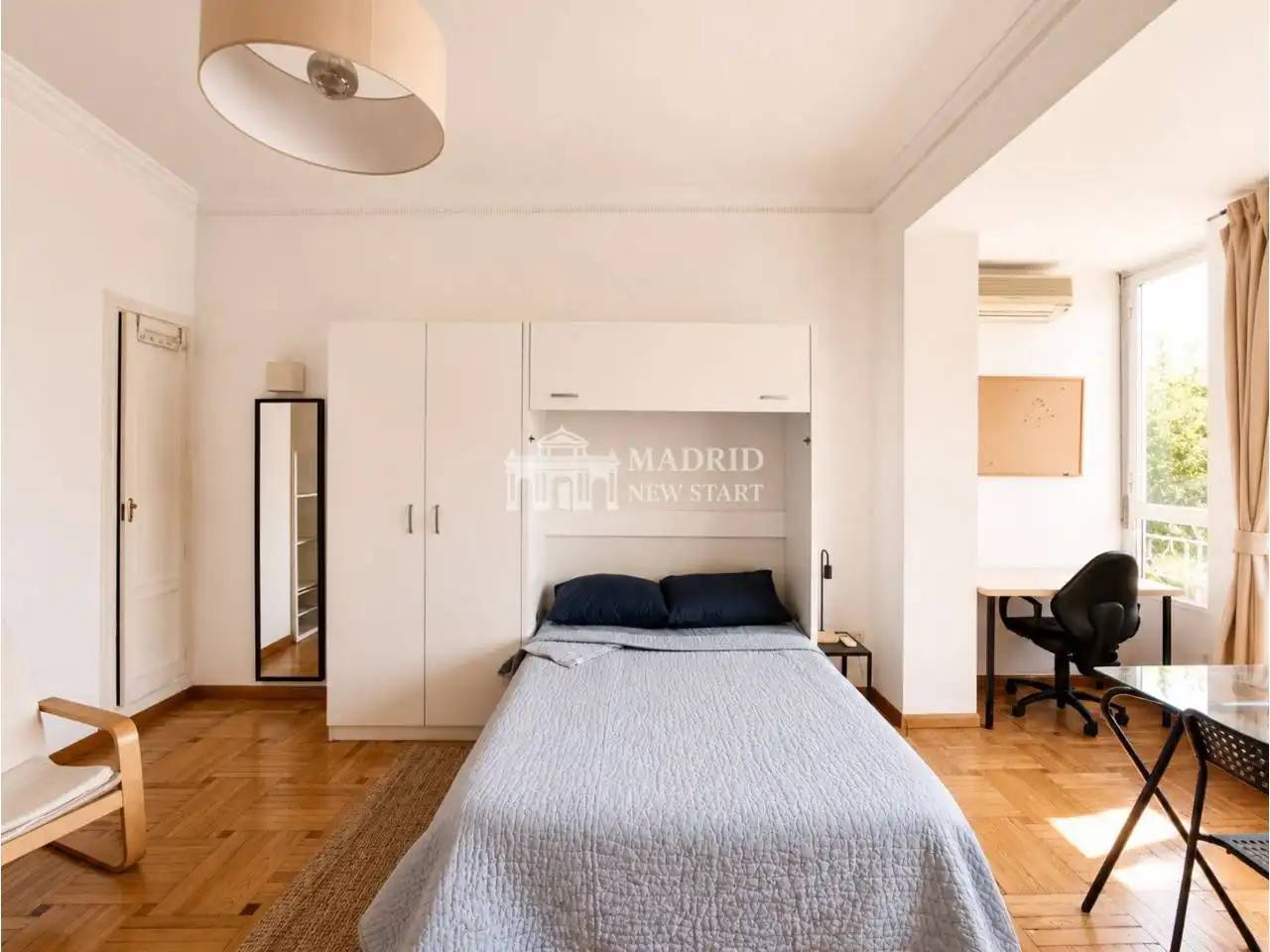 Habitación de Estudio de alquiler en Madrid con Aire acondicionado, Calefacción y Parquet