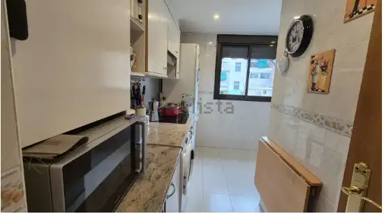 Cocina de Piso en venta en Madrid con Calefacción