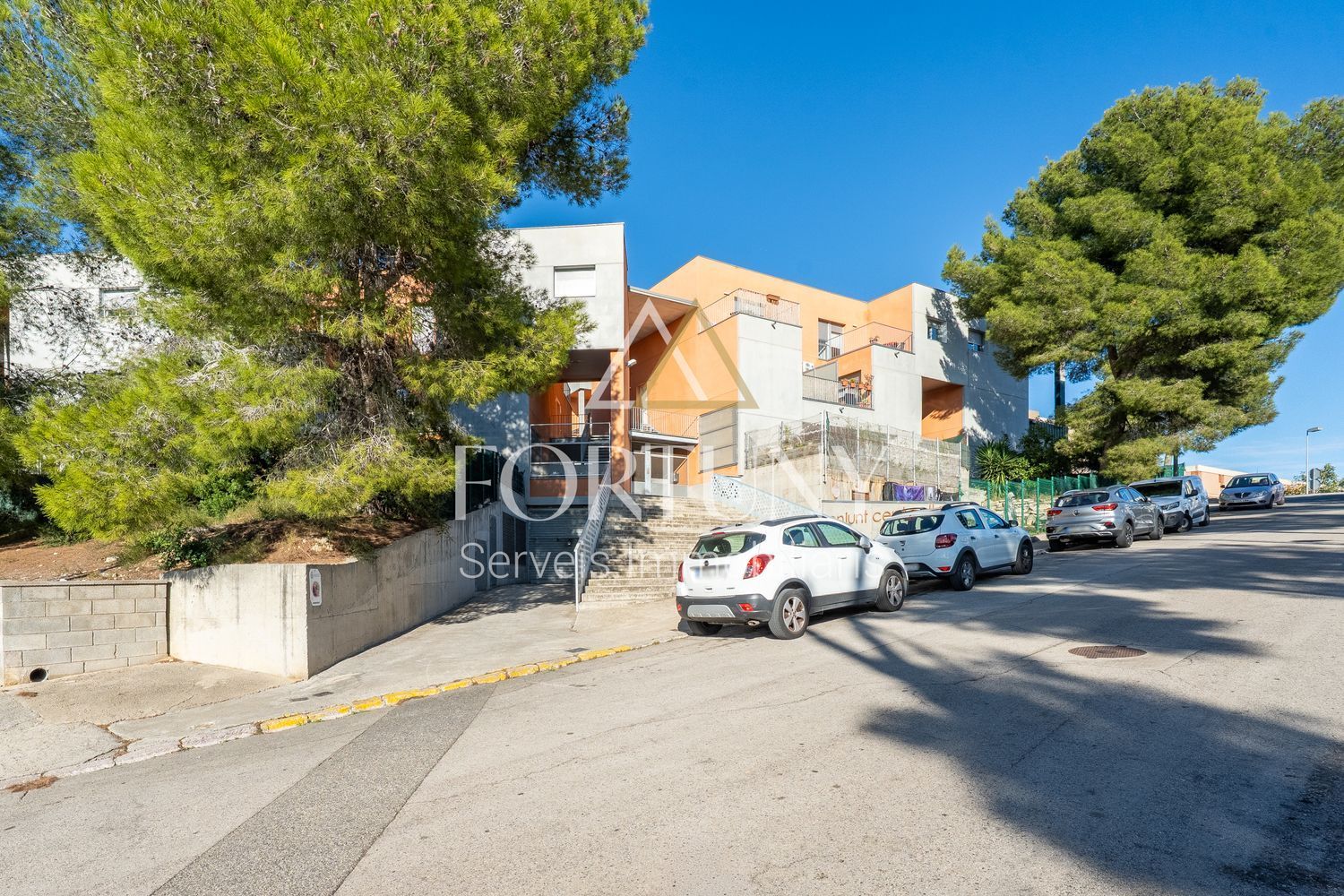 Vista exterior de Dúplex en venta en  Tarragona Capital con Trastero y Balcón