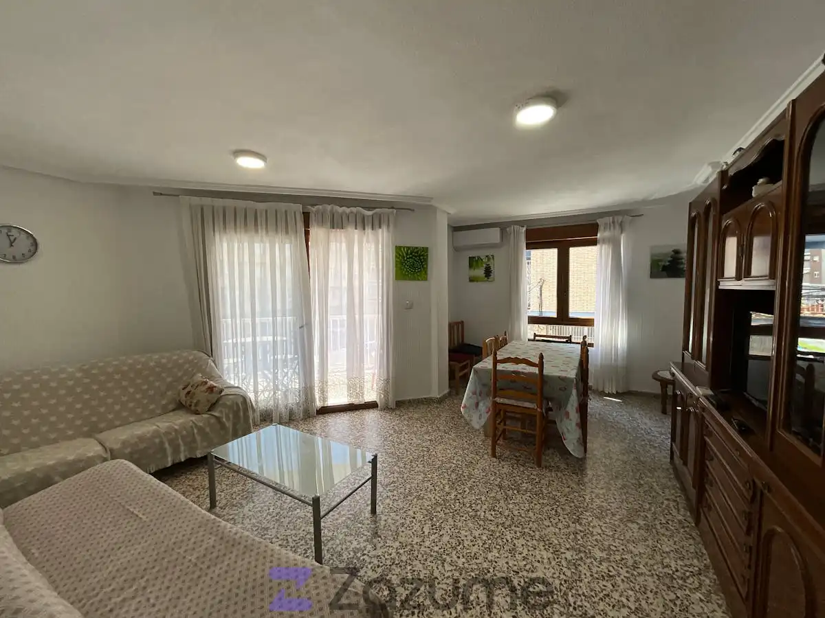 Living room of Flat for rent in Torrevieja  with Air Conditioner, Heating and Terrace
