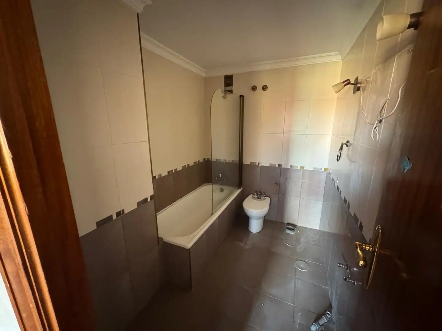 Baño de Piso en venta en Petrer con Terraza y Balcón
