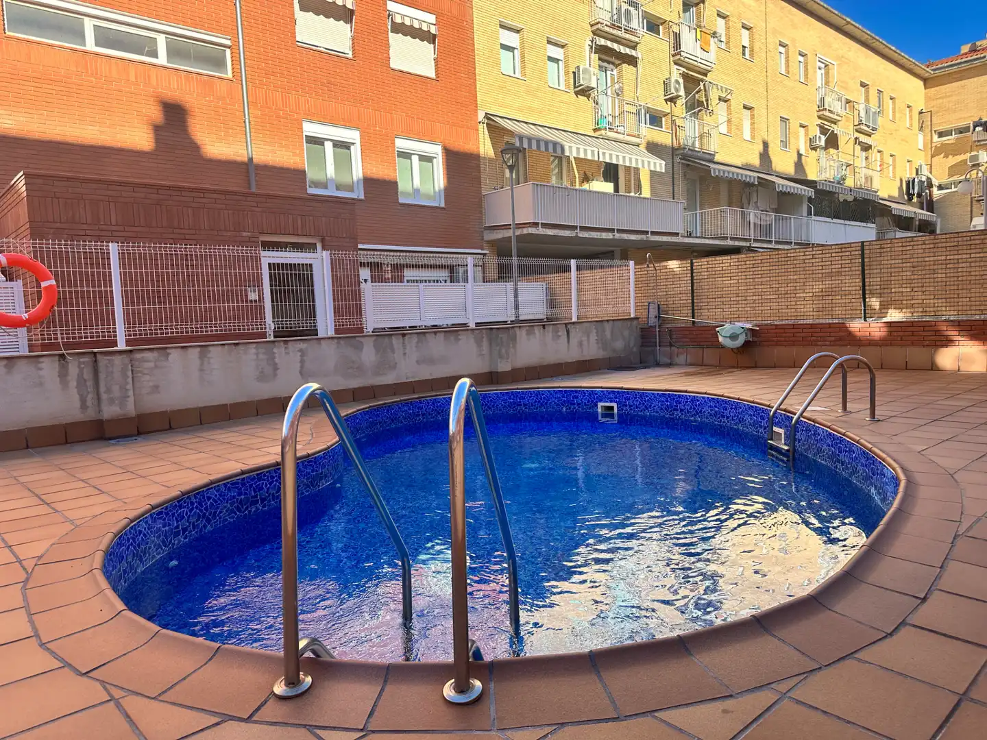 Piscina de Ático en venta en Terrassa con Aire acondicionado, Calefacción y Parquet