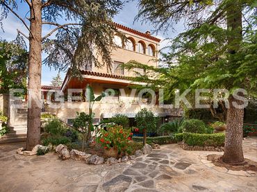 Reihenhaus mit Pool zum Verkauf in Poble Nou - Olivar Gran