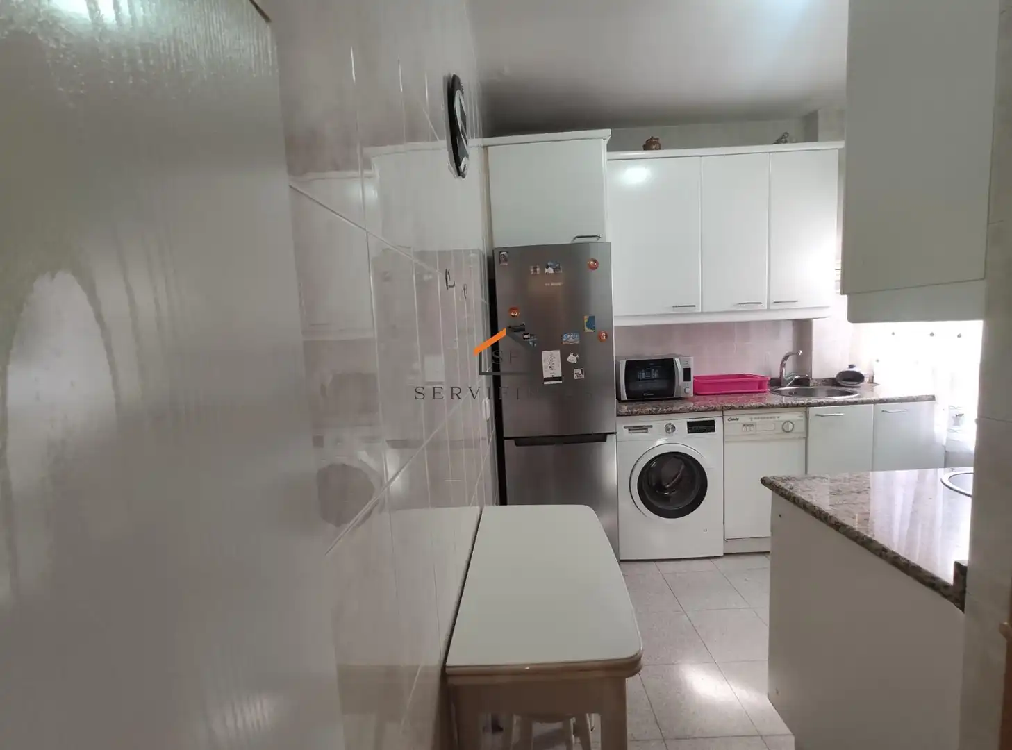 Kitchen of Flat for rent in Madrid  with Air Conditioner, Heating and Parquet flooring