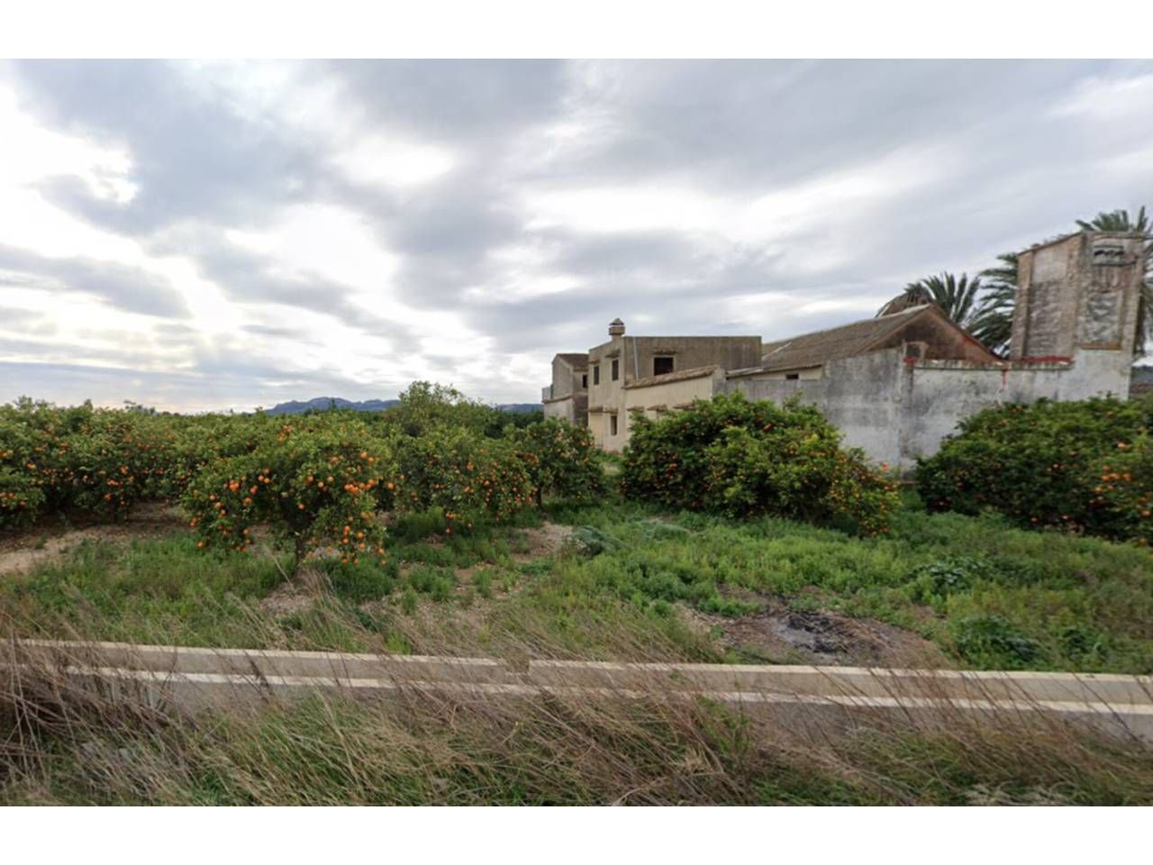 Casa o xalet en venda en Oliva amb Jardí privat