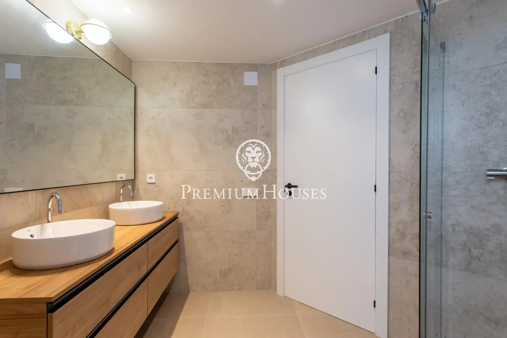 Badezimmer von Haus oder Chalet zum Verkauf in Sant Andreu de Llavaneres mit Heizung, Privatgarten und Terrasse