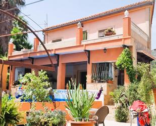 Vista exterior de Casa o xalet en venda en Alzira amb Terrassa, Piscina i Balcó