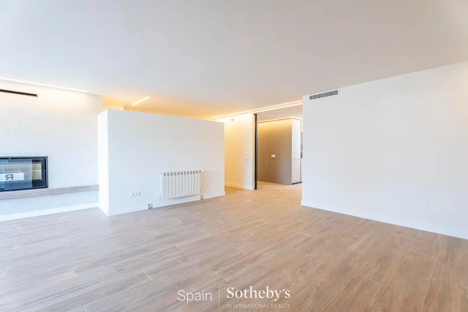 Apartamento con piscina en alquiler en Calle de la Infanta María Teresa, imagen 14