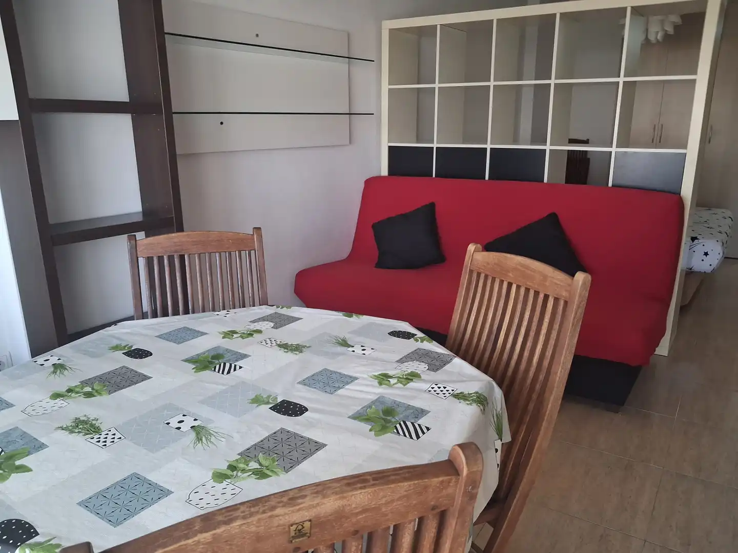 Wohnung zur Miete in Zona Papa Luna - Platja del Gurugú