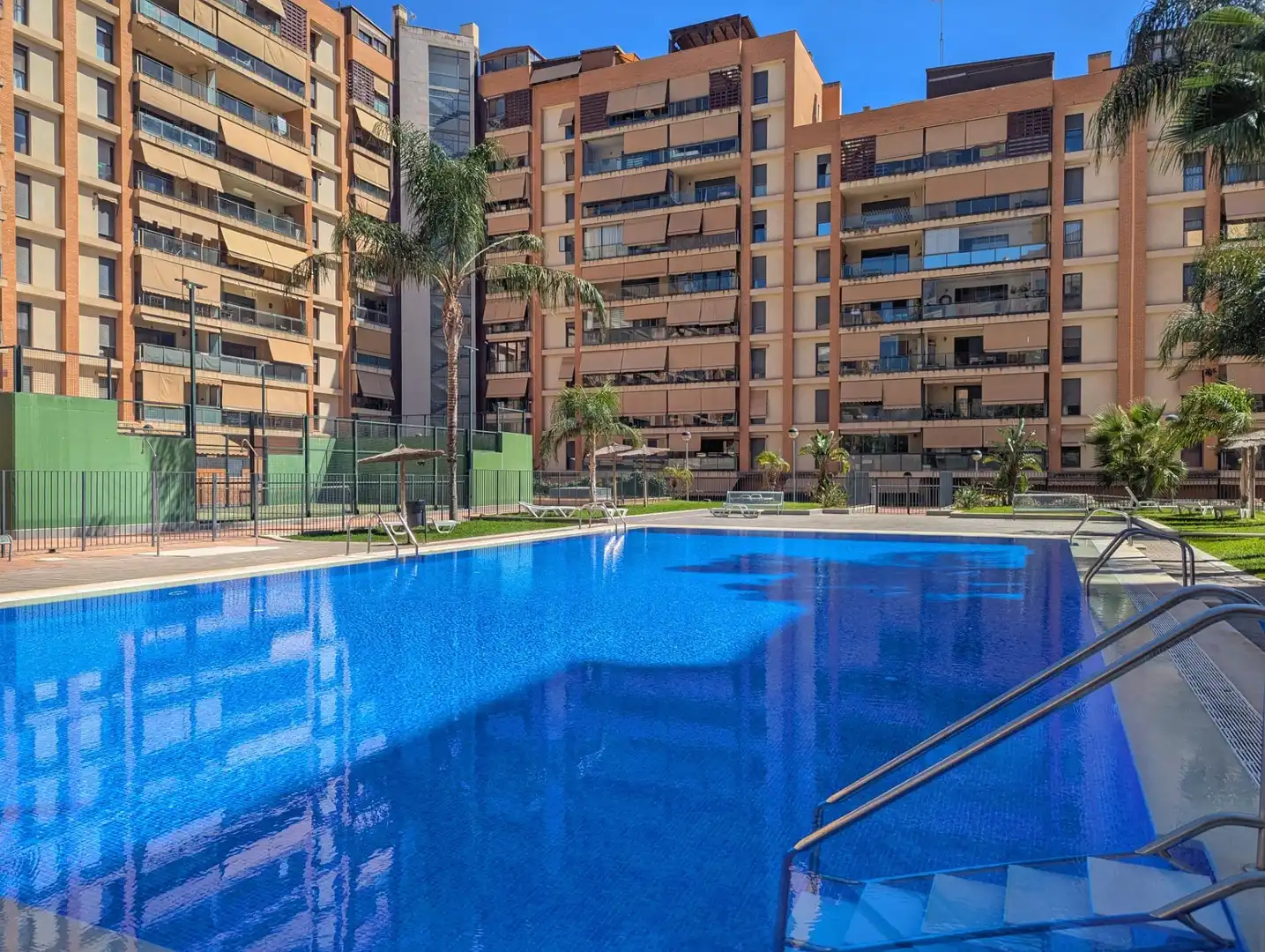 Pis amb piscina en venda a Calle Médico Ricardo Ferré, imagen 32
