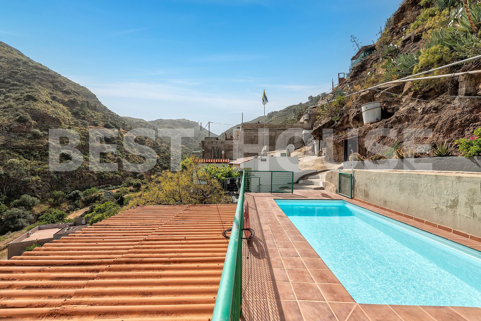 Vista exterior de Finca rústica en venda en Telde amb Jardí privat, Terrassa i Traster