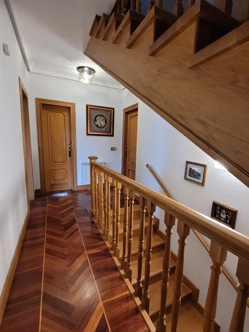 Haus oder Chalet zur Miete in Castro-Urdiales mit Heizung, Privatgarten und Terrasse