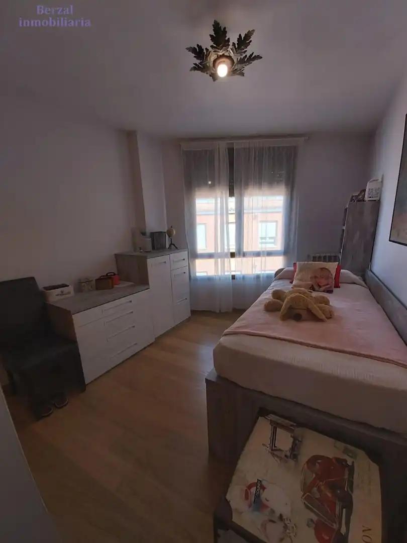 Dormitori de Pis en venda en  Logroño amb Calefacció i Traster