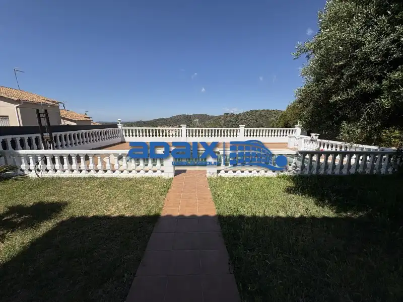 Houses for sale in Roda de Berà