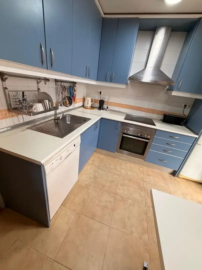 Cocina de Casa adosada en venta en Valdemoro con Aire acondicionado, Calefacción y Jardín privado