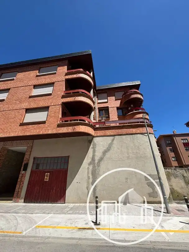 Appartamento in vendita a Medina de Pomar, imagen 2