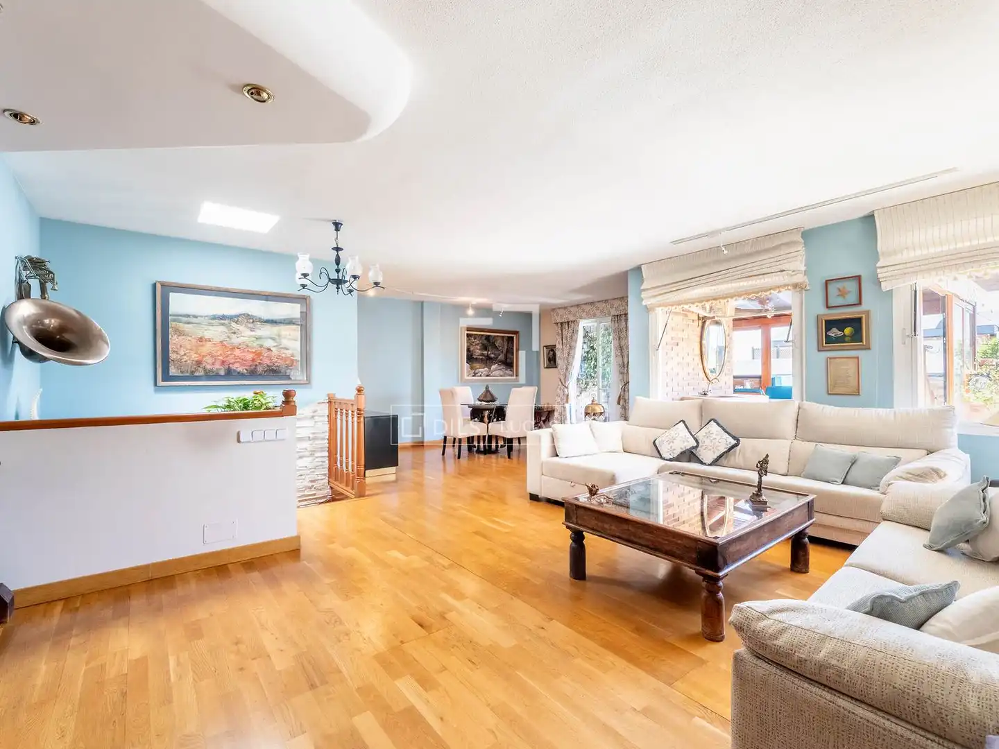 Living room of Attic for sale in Majadahonda  with Terrace, Storage room and Swimming Pool