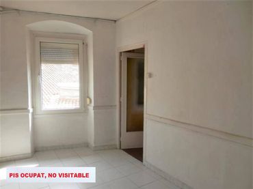 Piso con balcón en venta en Roda de Ter