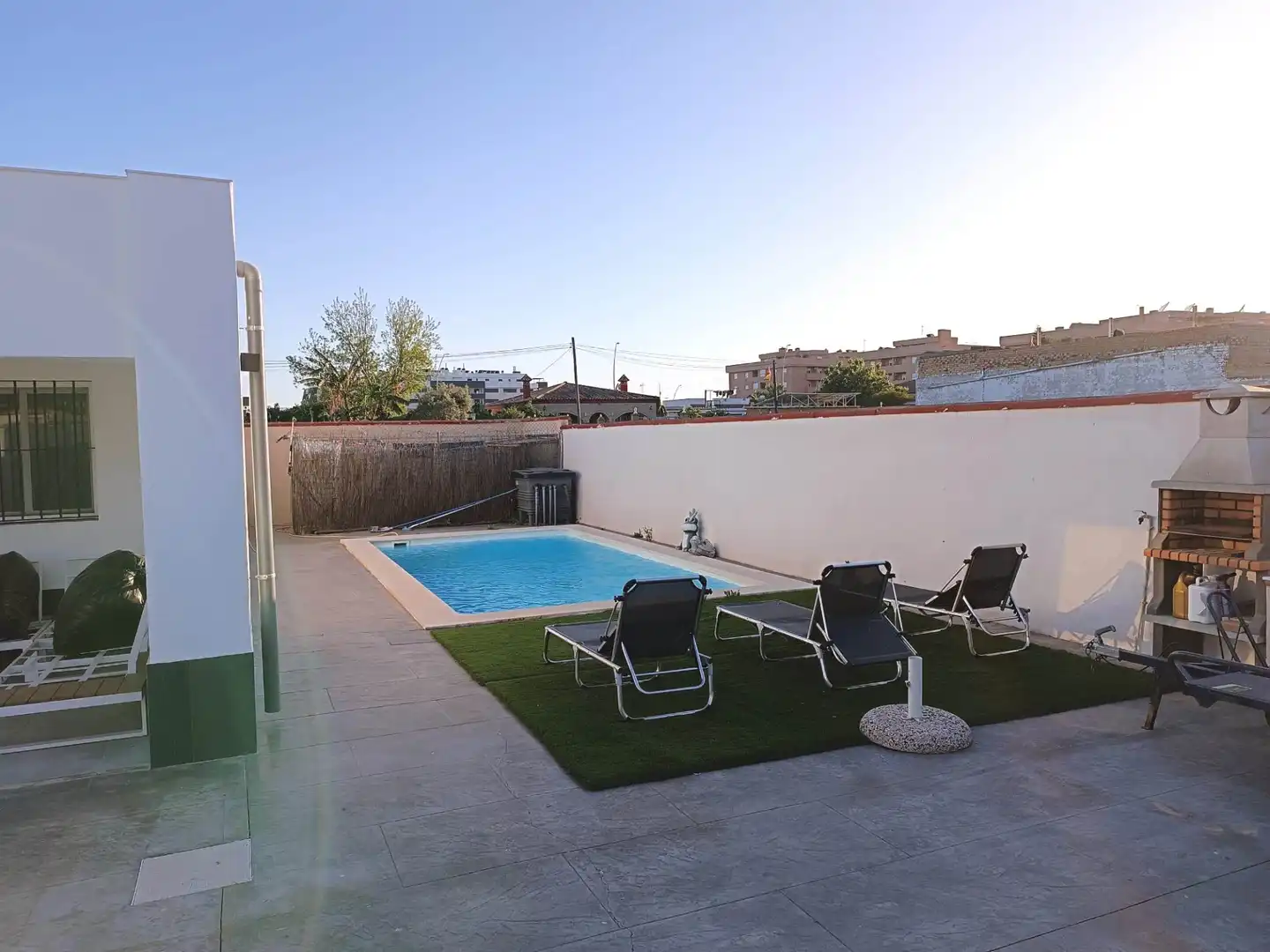 Piscina de Casa o xalet en venda en El Puerto de Santa María amb Aire condicionat, Jardí privat i Terrassa