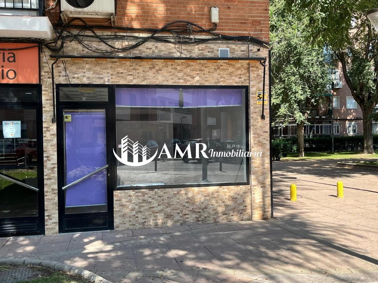 Exterior view of Premises for sale in Pinto  with Air Conditioner