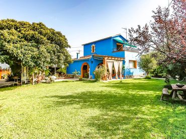 House with balcony for sale in AMETLLER