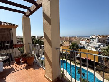 Attique avec piscine à vendre à Calle Pedro Lobo 0