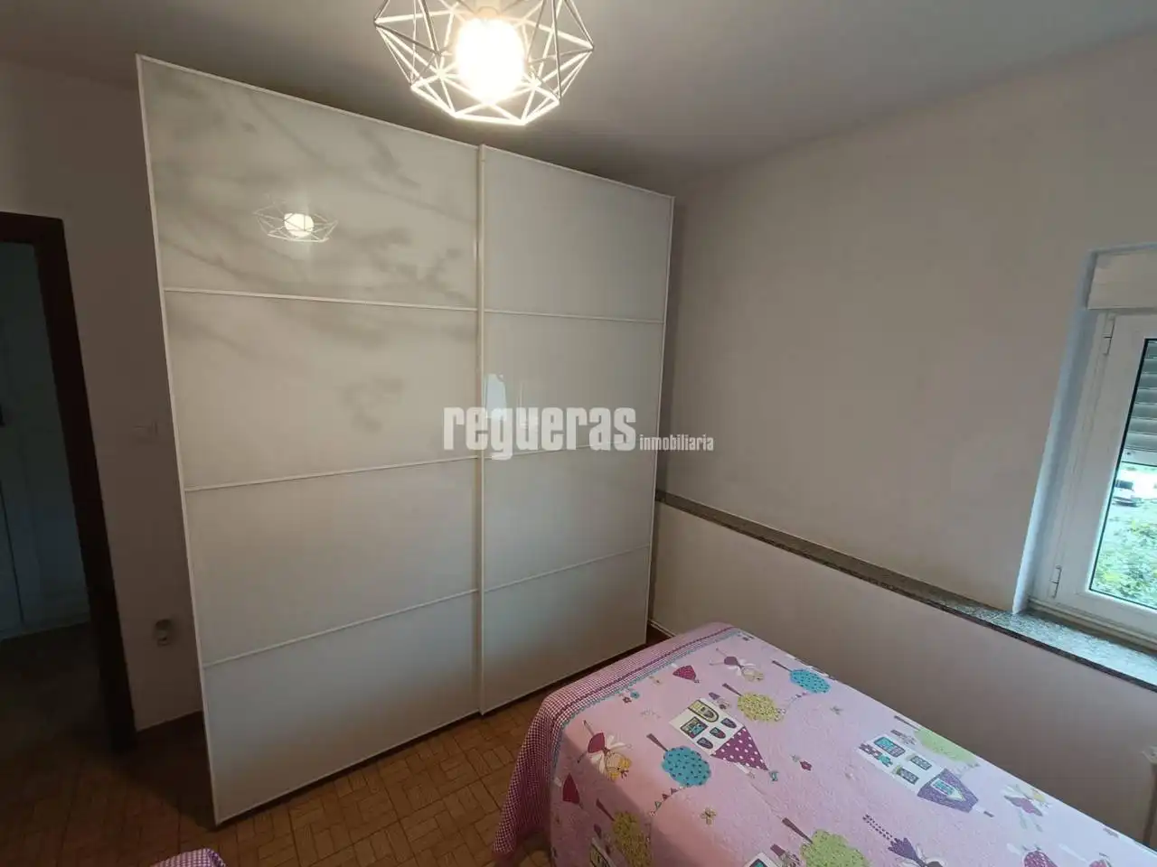 Bedroom of Houses for rent in Avilés  with Heating, Private garden and Furnished