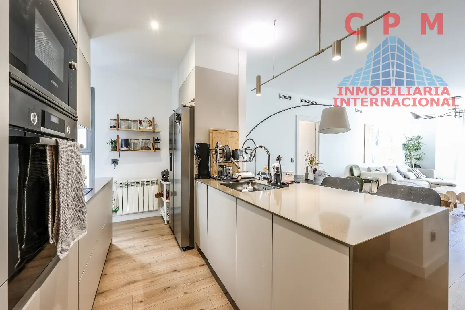 Kitchen of Flat for rent in Madrid  with Air Conditioner, Heating and Parquet flooring