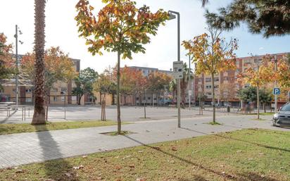 Vista exterior de Pis en venda en Montornès del Vallès