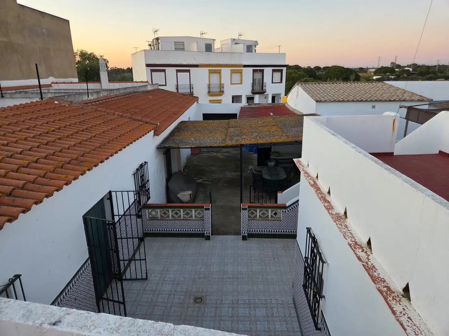 Vista exterior de Casa o xalet en venda en Isla Cristina amb Moblat, Rentadora i Microones