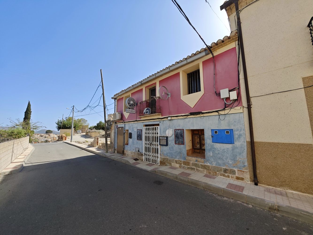 Vista exterior de Piso en venta en Relleu con Terraza