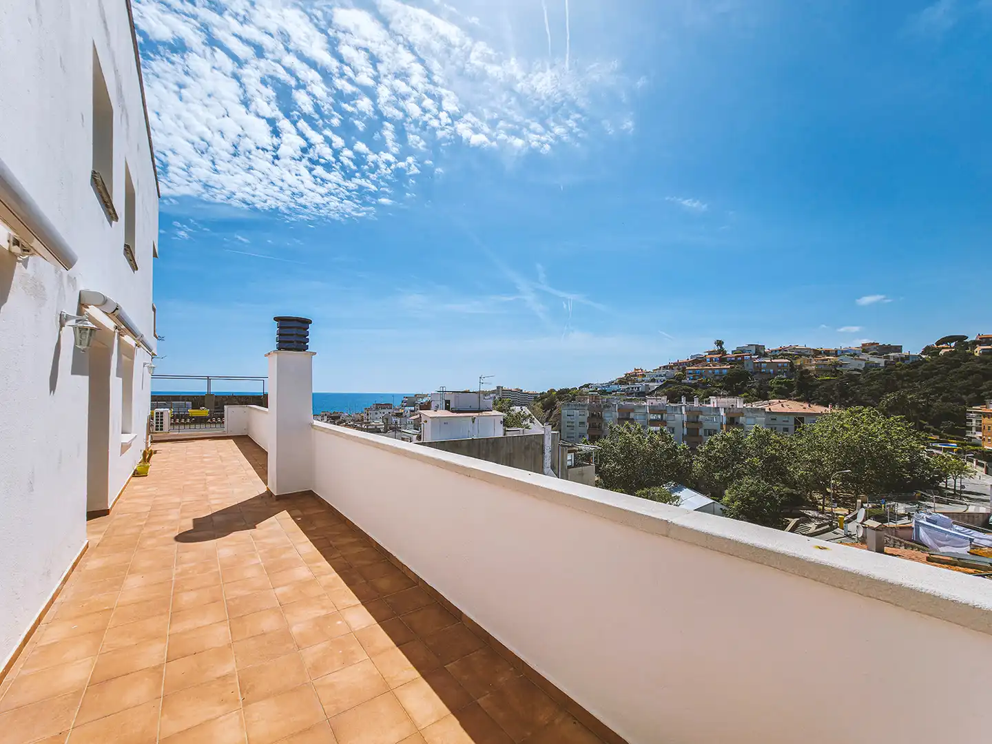 Terrasse von Wohnung zum Verkauf in Sant Pol de Mar mit Klimaanlage, Heizung und Parkett