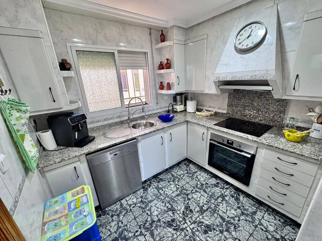 Cocina de Apartamento en venta en Cullera con Aire acondicionado, Calefacción y Terraza