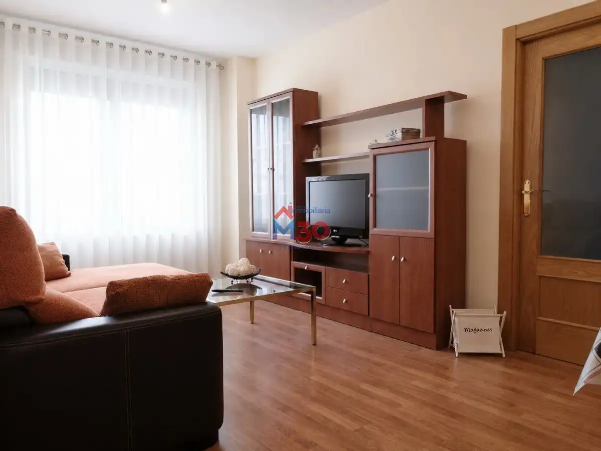 Sala de estar de Apartamento en venta en Miranda de Ebro con Calefacción y Trastero
